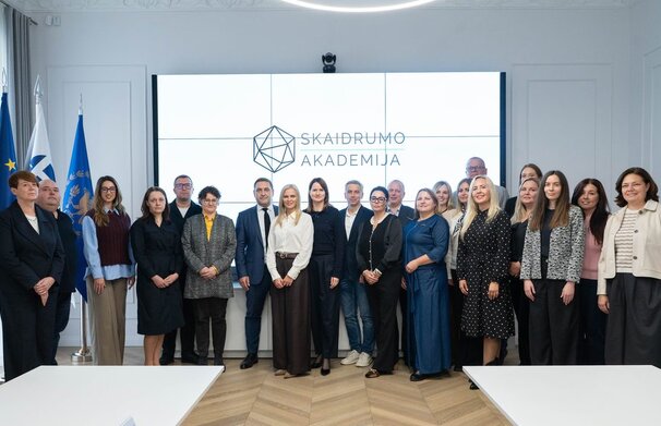 „Skaidrumo akademijos“ mokymus baigė dar 20 korupcijos prevencijos specialistų